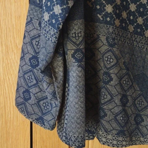 Eastern Serenity Kimono Wrap Jacket - Picture 4 of 5